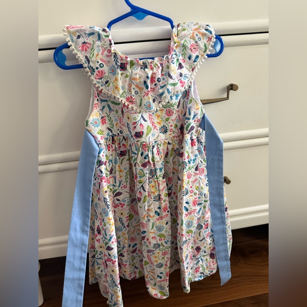 Bella Bliss Floral Dress with Multicolor Design